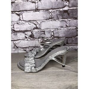 GOOD AMERICAN Metallic Silver Leather Strap Heeled Sandals Women Sz 7M US/37.5EU